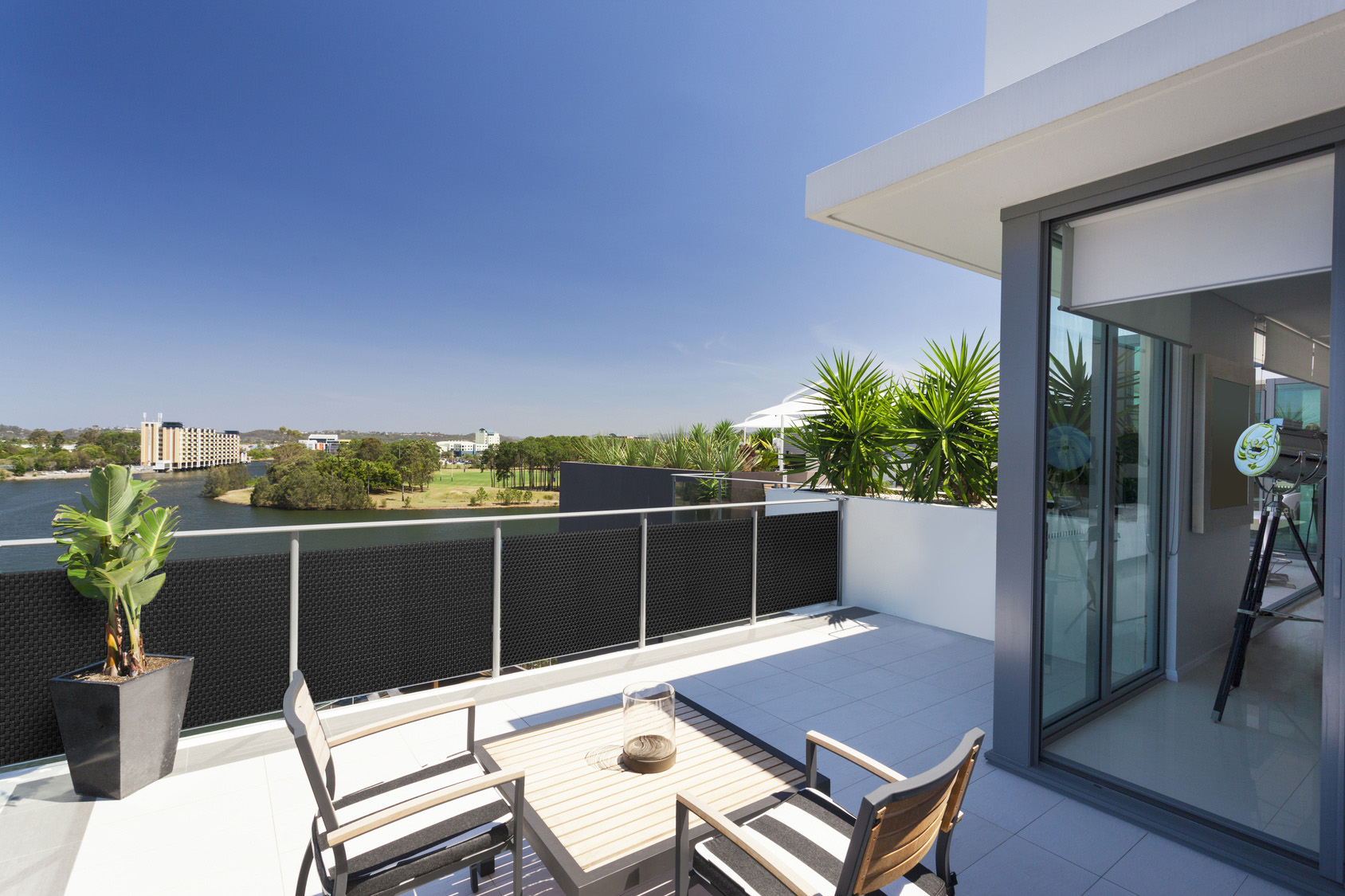 Sichtschutz mit doppelstabmatten-zaun